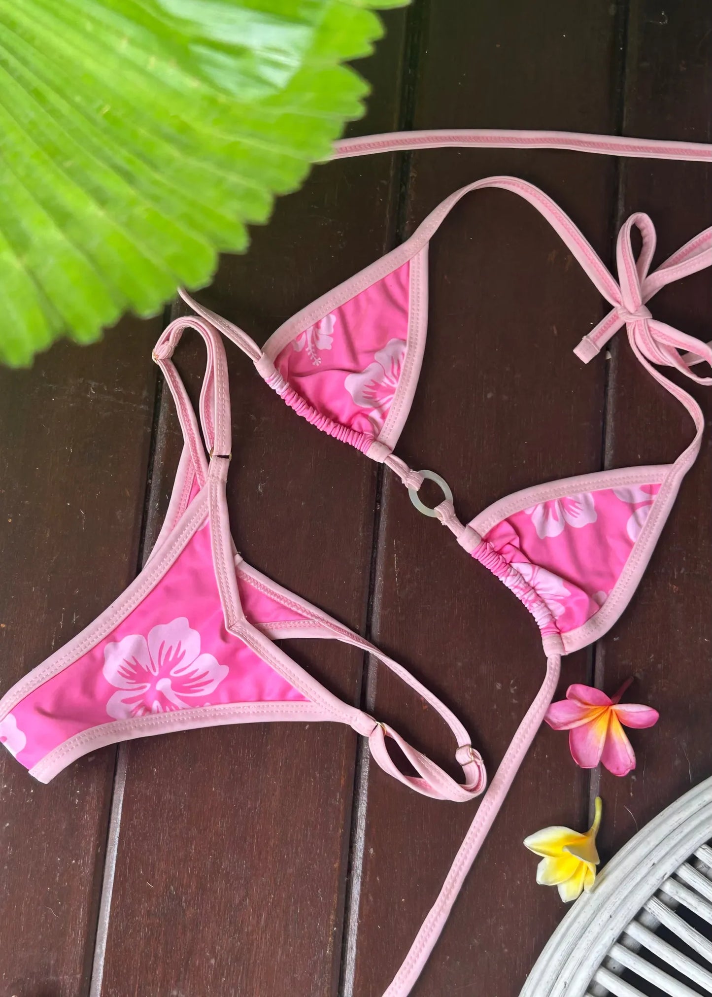 Pink Hibiscus - Amber Bottom